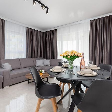 Sun Towers Lux Apartments By Renters Prestige Свиноуйсьце Экстерьер фото