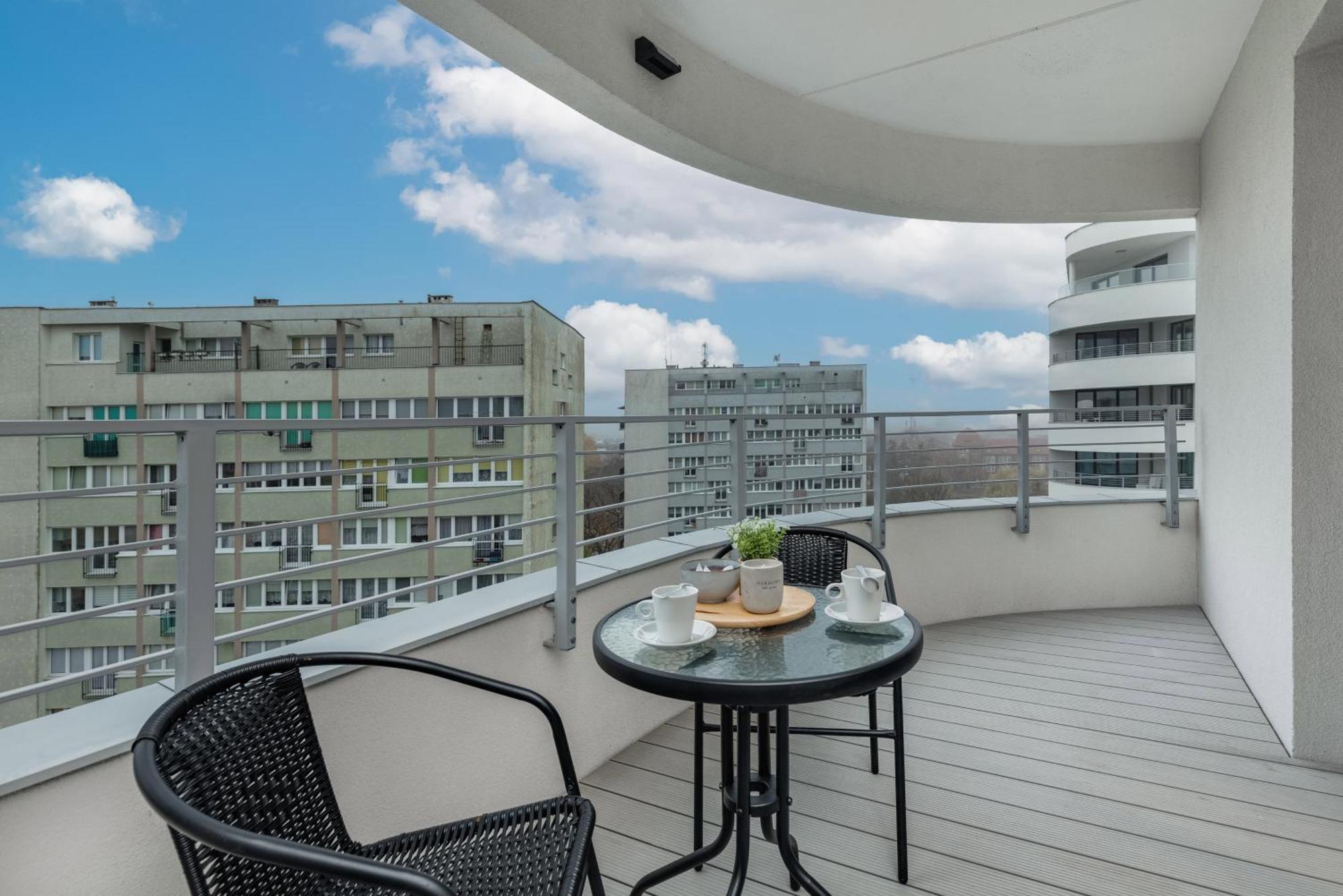 Sun Towers Lux Apartments By Renters Prestige Свиноуйсьце Экстерьер фото